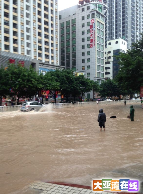 大亚湾澳头圆盘积水